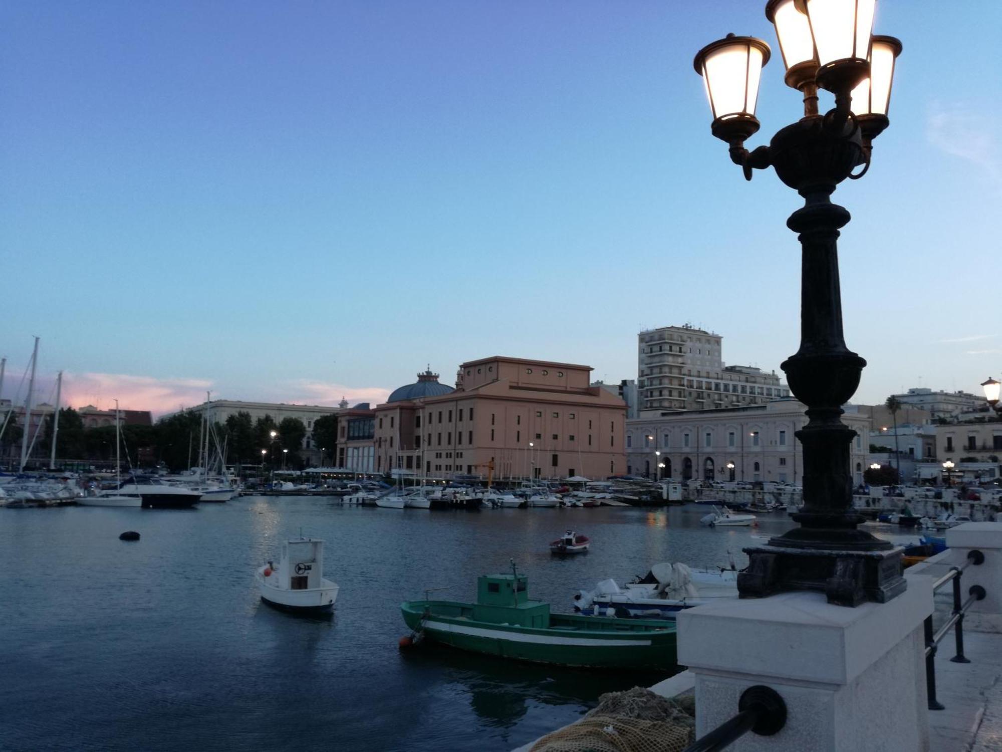 Bed and breakfast Cosmopolitan-Bari Extérieur photo
